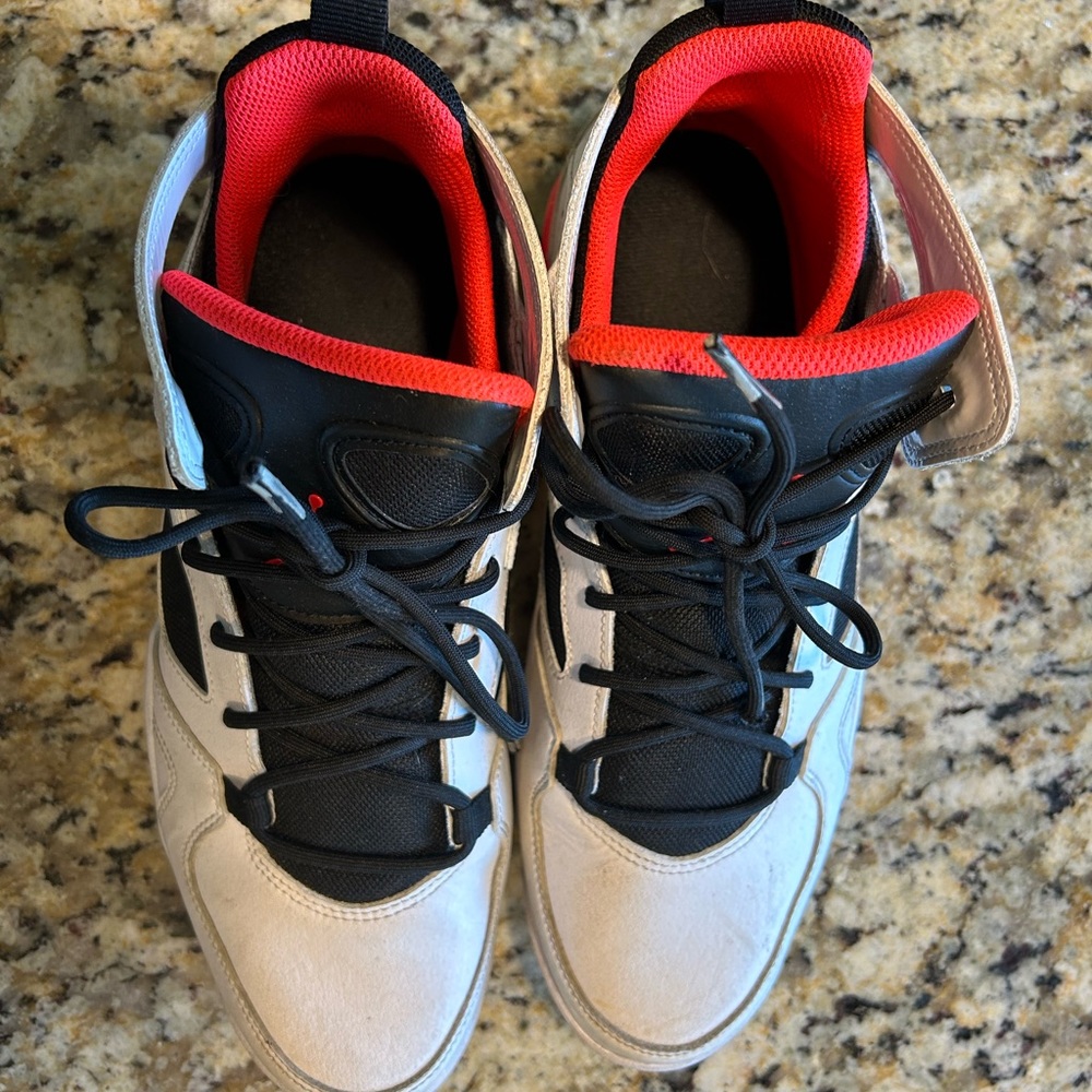 Jordan Nike Men’s Size 9